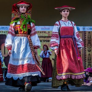 Russian traditional folk costumes